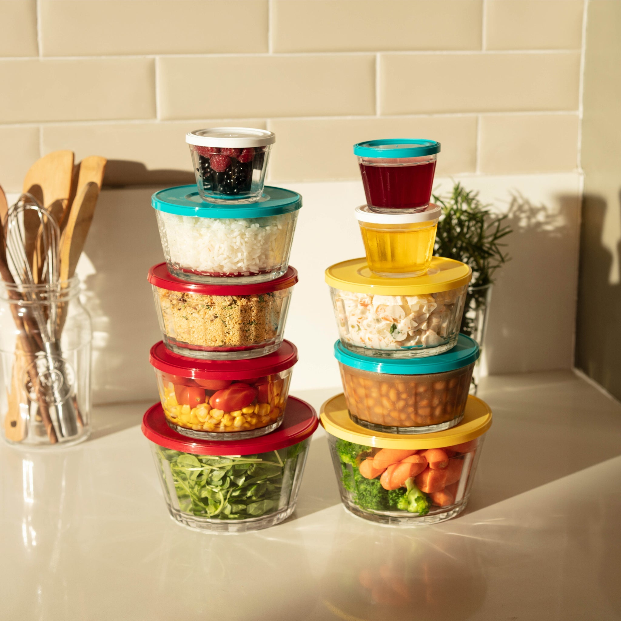 NADIR AMERICANO LARGE BOWL WITH 3 COLOURED PLASTIC LIDS, 600ML