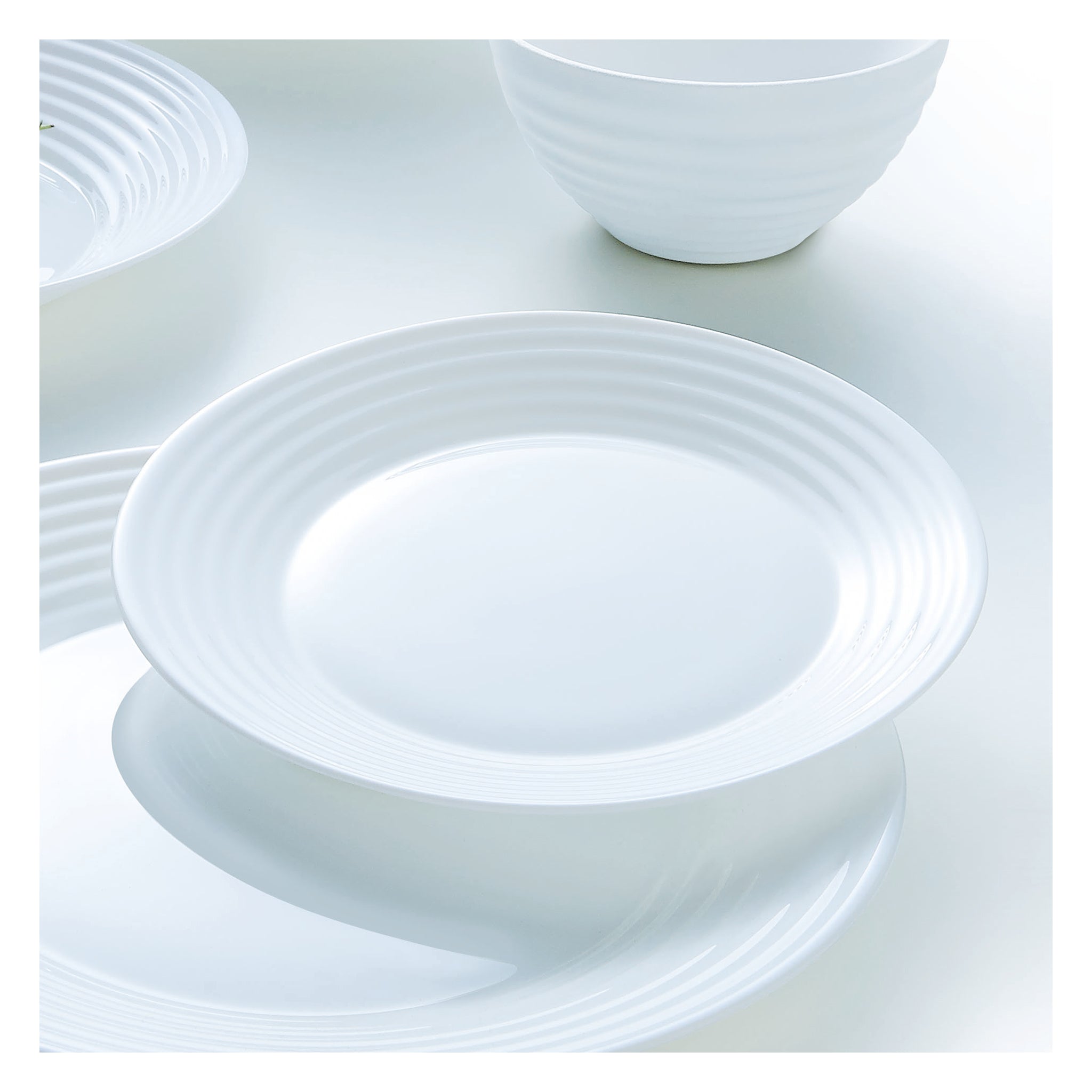 LUMINARC STAIRO WHITE OPAL TEMPERED GLASS SIDE PLATE, 190MM DIA