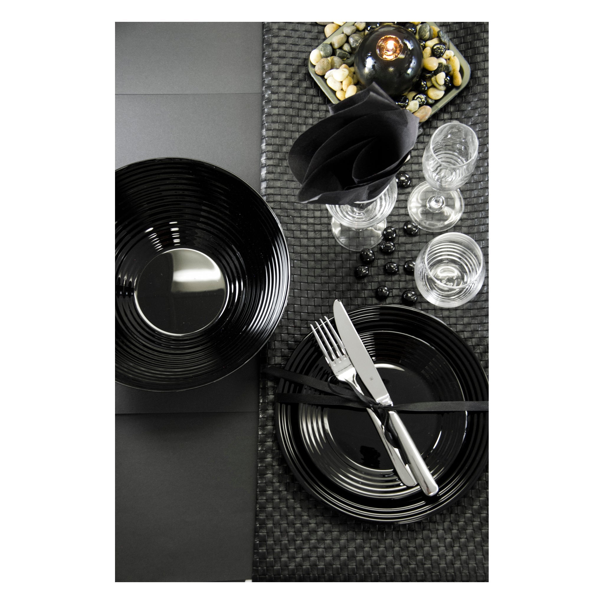 LUMINARC HARENA BLACK OPAL TEMPERED GLASS SIDE PLATE, 190MM DIA